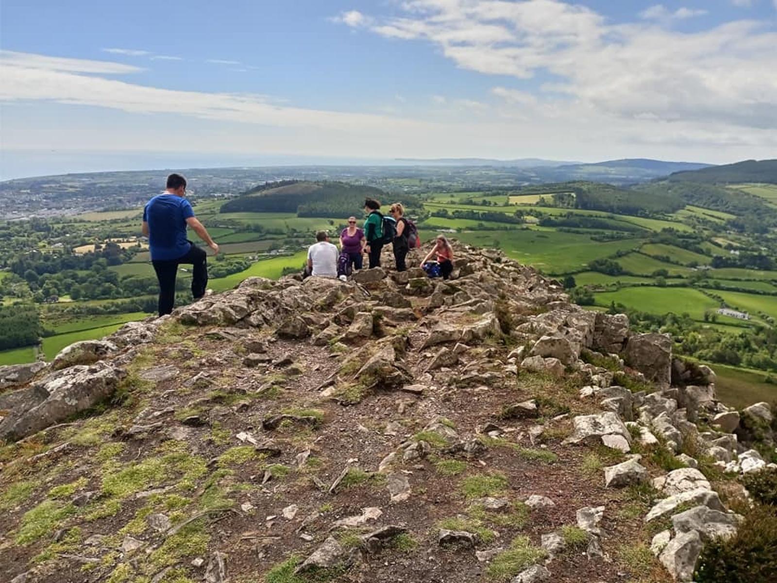 Wicklow: Geführte Wanderung mit lokalen Geschichten und Aussichten