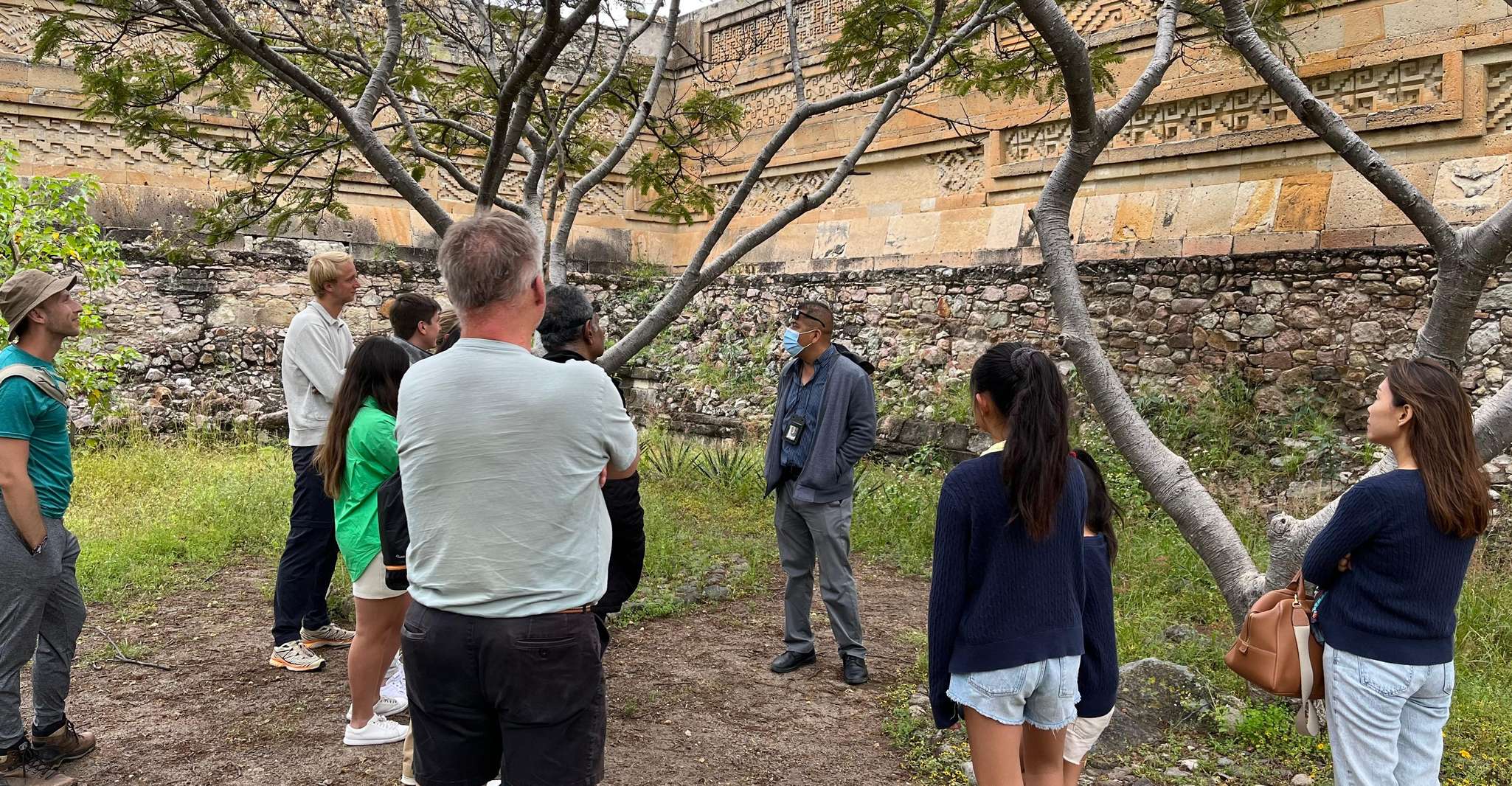 Hierve el agua, Mitla, Full day tour - Housity