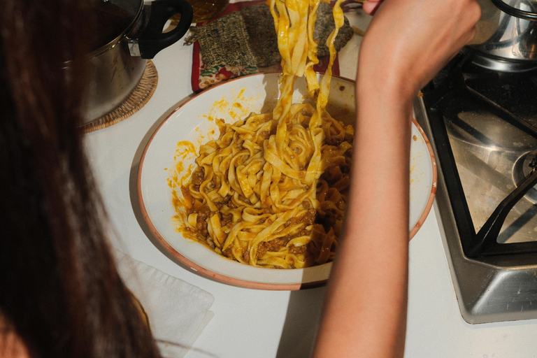 Pisa: Private Show Cooking and Social Dining Experience Group Show Cooking and Social Dining Experience