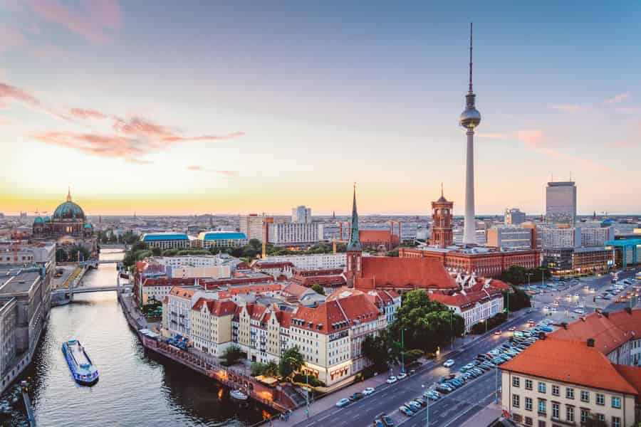 Berlin: Ticket für eine 1-stündige Schifffahrt auf der Spree. Foto: GetYourGuide