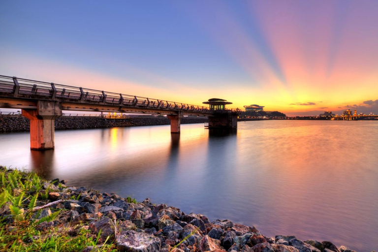 Kuala Lumpur: Putrajaya Sunset Cruise & KL Night Exploration Shared Tour from Meeting Point