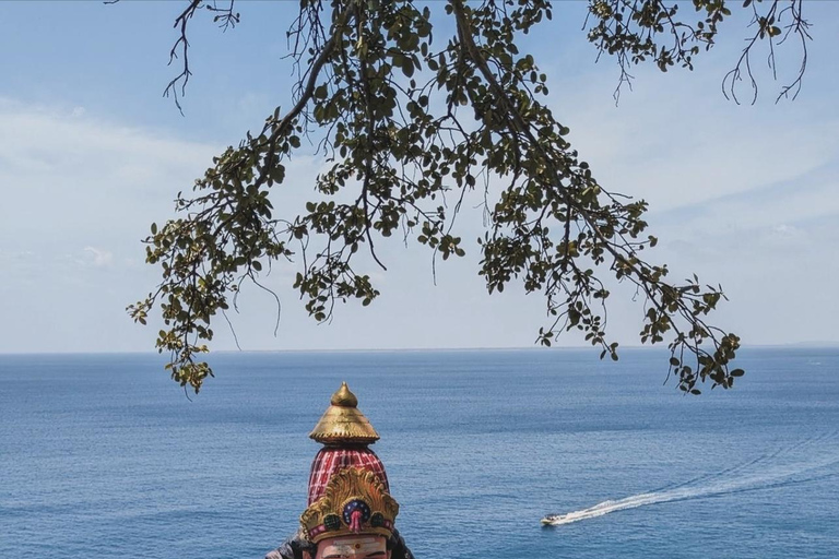 Day Trip from Sigiriya to Trincomalee: Temples, Beaches