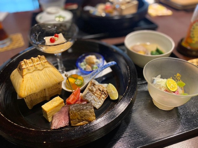 Visit Odawara Kaiseki Cuisine and Geisha Play in a 260y.o. resto in Odawara, Japan