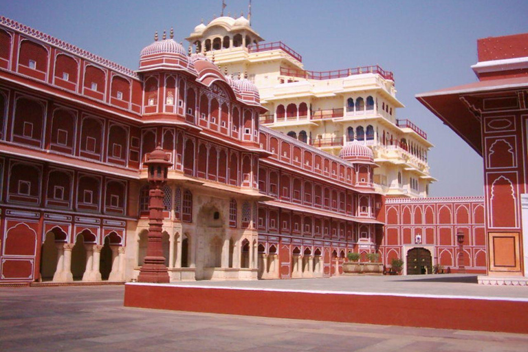 Agra: Private Same Day Jaipur Tour with Transfers & Lunch From Agra: Private Car & Guide for Tour (No Tickets & Lunch)