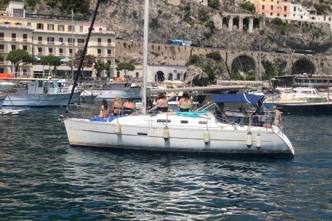 From Salerno: Amalfi Coast Full-Day Sailboat Trip with Lunch