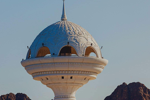 Hidden Muscat: Private Cultural Journey, Local Stories&Spots