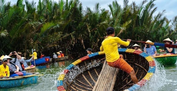 Hoian Coconut Boat Ride With Net Casting & Shrimp Fishing