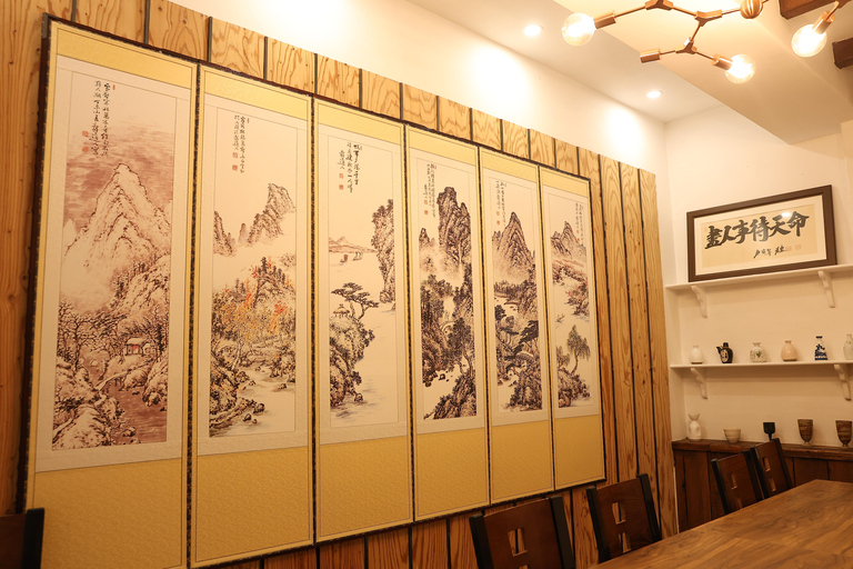 Busan: Mother-of-Pearl Craft Class with Games