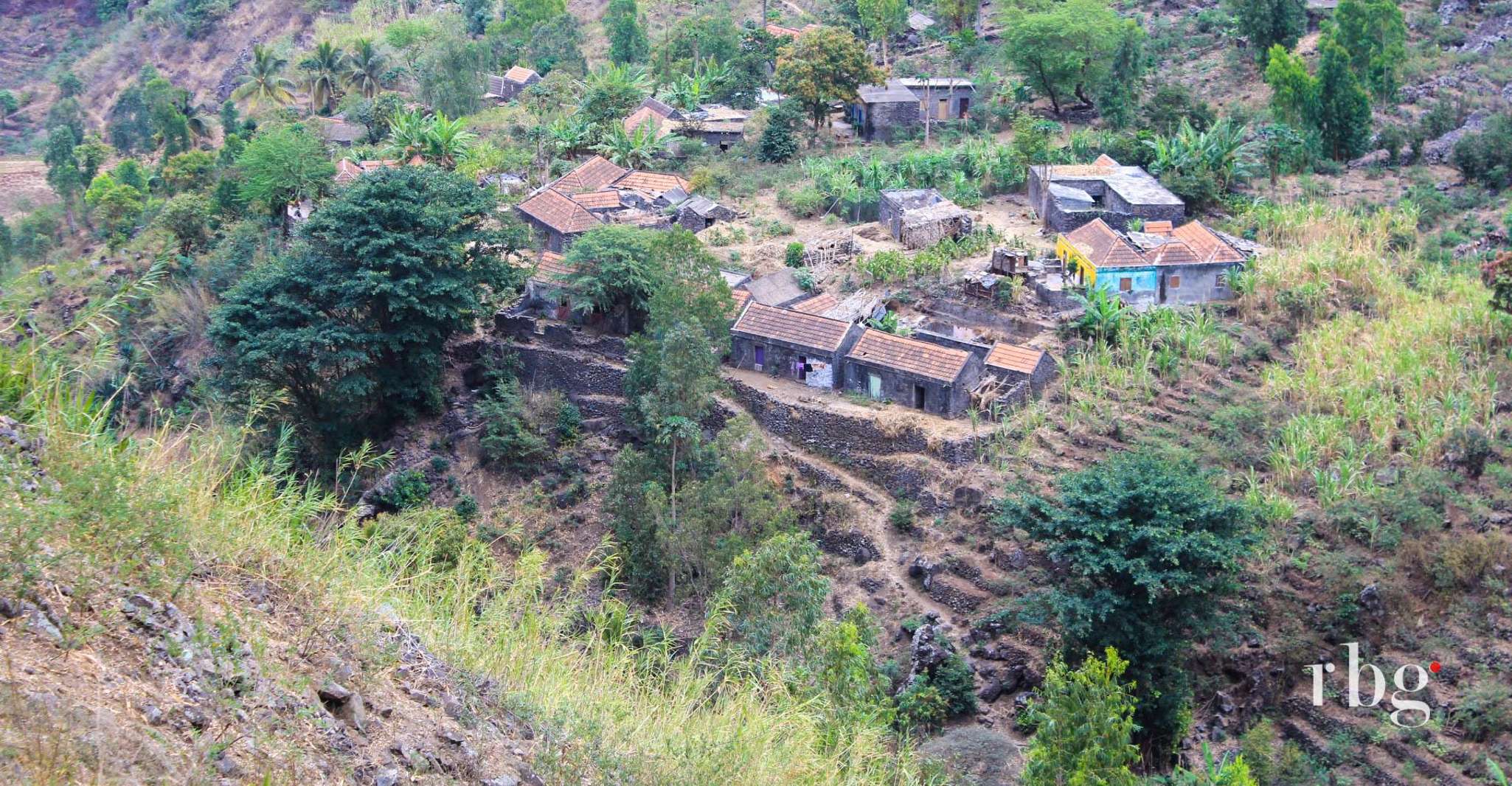 Suitetrails - Hiking Gongon Valley
