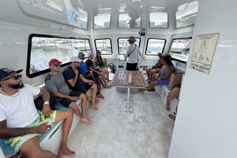 Miami : Croisière aventure avec Jetski, Tubing et boissonsForfait pour 8 personnes : Tour avec essence et frais de port de plaisance