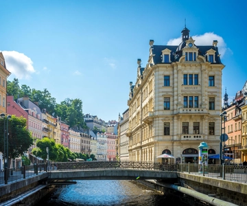 L'elegante Karlovy Vary: Tour privato esclusivo a piedi