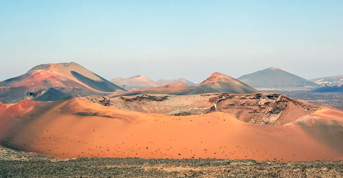 Lanzarote: Volcanoes and Caves Guided Day Trip with Transfers