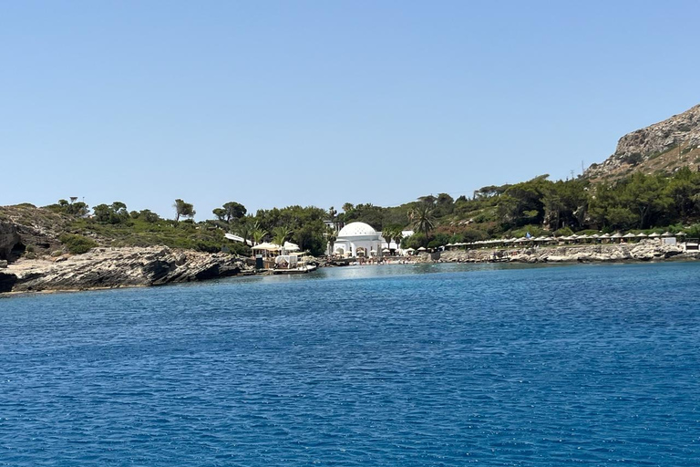 Rhodes : Croisière d&#039;une journée en catamaran avec repas et boissons