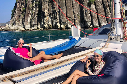 Guadeloupe:half Day on catamaran les Saintes, terre de haut