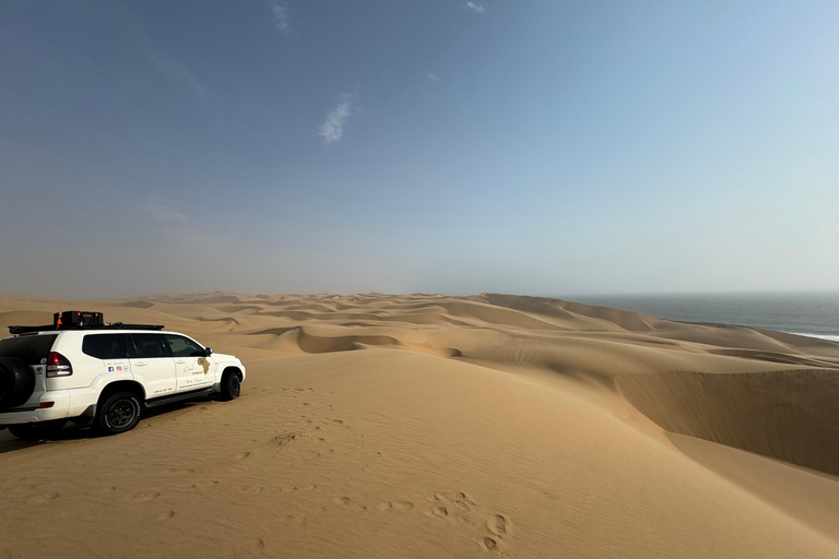 Walvisbay: Sandwich Harbour 4x4 Tour-Unparalleled Experience