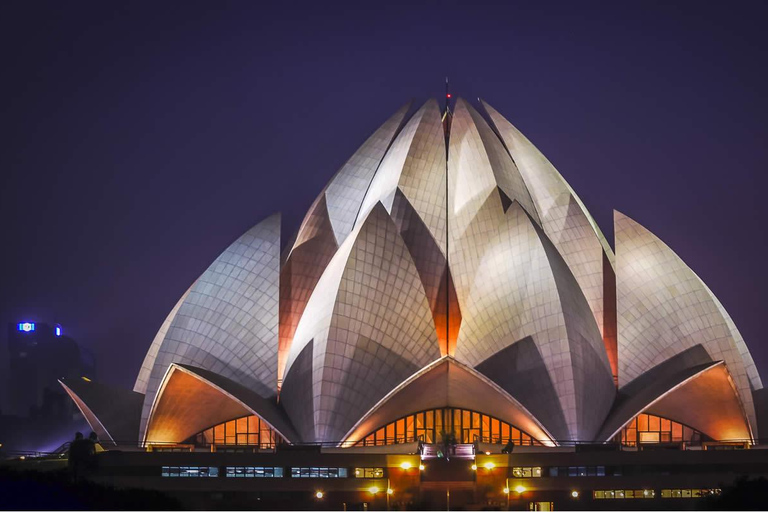 6-Day Golden Triangle Tour with Pushkar & Udaipur 6-Day Private Tour with 5*Hotels