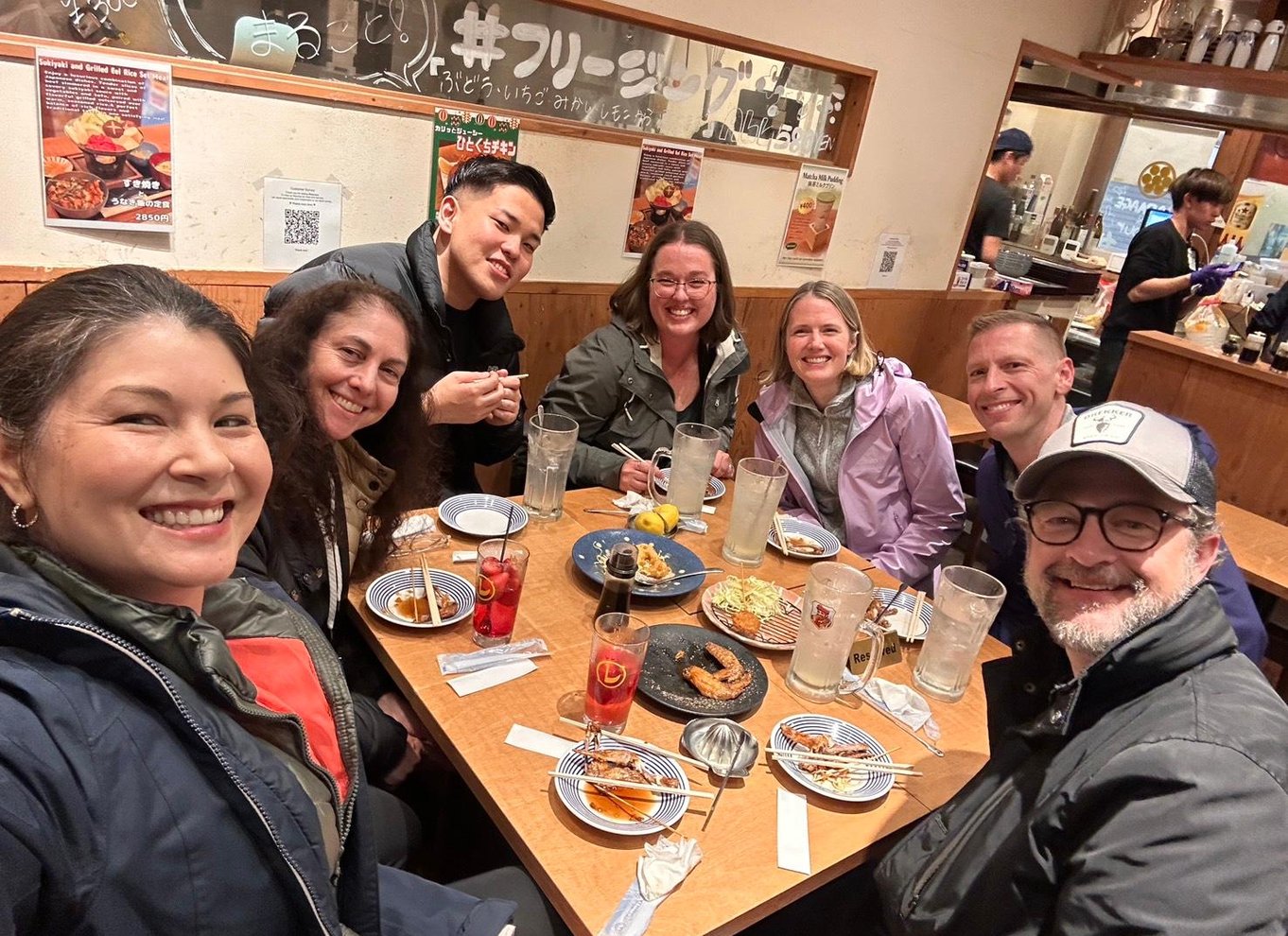 Osaka: Madtur i Shinsekai med 15 retter og 3 drikkevarer