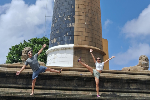 Colombo: Local Guide with Colombo City Tour by Tuk Tuk