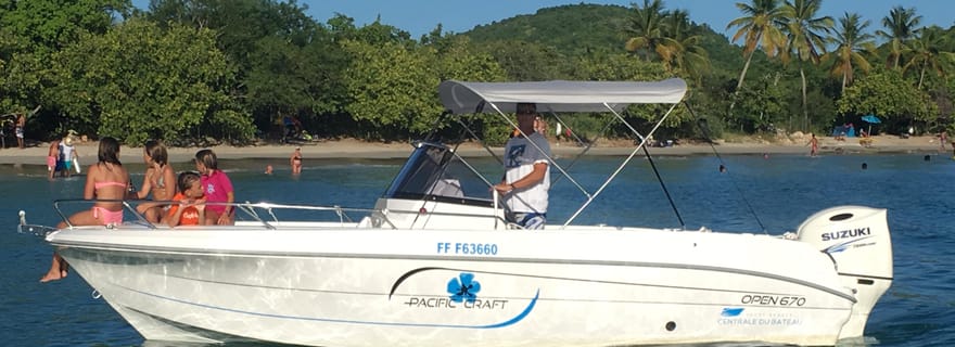 Location de bateaux à moteur en Martinique