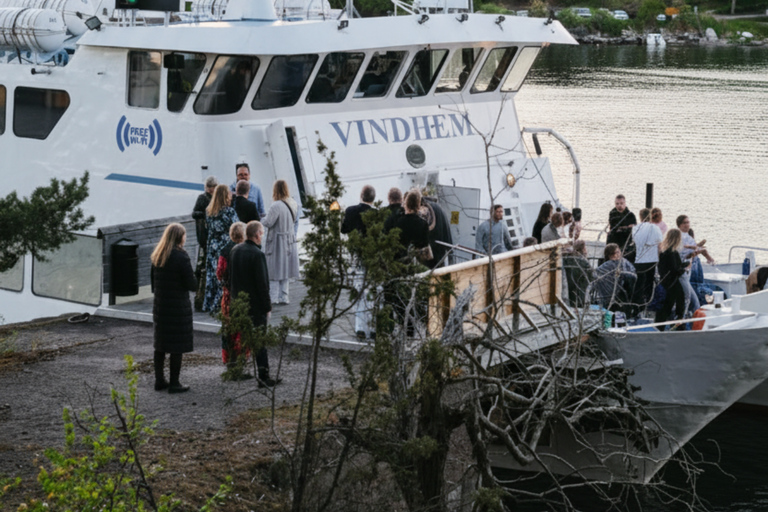 Stockholm : croisière guidée dans l'archipel avec fika suédois