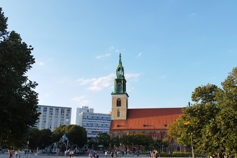 Berlin : Transfert privé en minibus avec chauffeur et guideTransfert privé de 3 heures en minibus avec chauffeur et guide