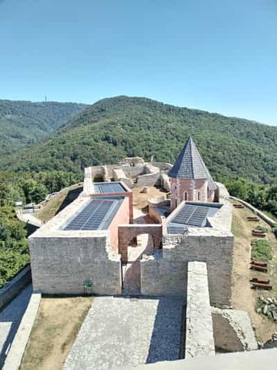 Zagreb: Mirogoj Cemetery & Medvedgrad Castle