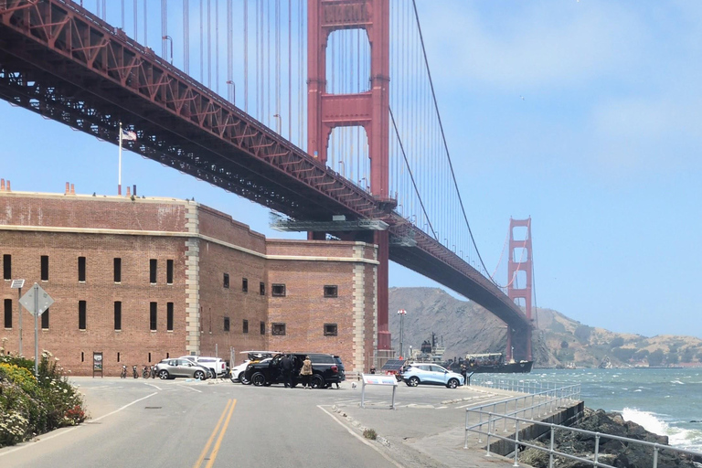 The San Francisco Tour Co. Prywatna luksusowa wycieczka ekologiczna po mieścieSan Francisco Tour Co. Prywatna luksusowa wycieczka ekologiczna po mieście