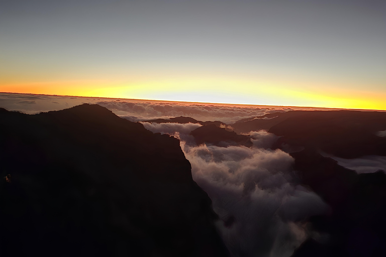 Madeira: Pico do Arieiro Sunset Experience Above The Clouds
