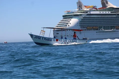 Cabo San Lucas: Classic Tour to the Arch in Glass Bottom