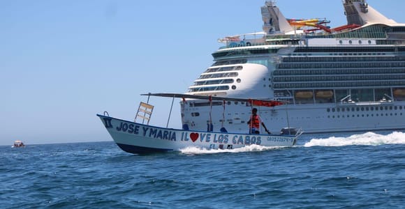Cabo San Lucas: Classic Tour to the Arch in a Glass-Bottom Boat