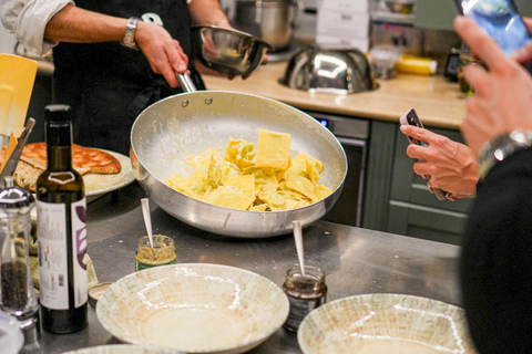 Rome: Hands-On Pasta & Tiramisu Class with Unlimited Wine 3-in-1 Pasta, Ravioli & Tiramisu Class by Piazza Mattei