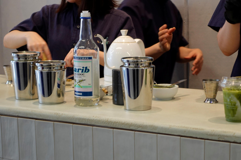 Tokyo: Guided Tour of Japan's Largest Fish Market in Tsukiji 한국어 가능한 일본인 가이드와 떠나는 츠키지 맛집 도보 투어