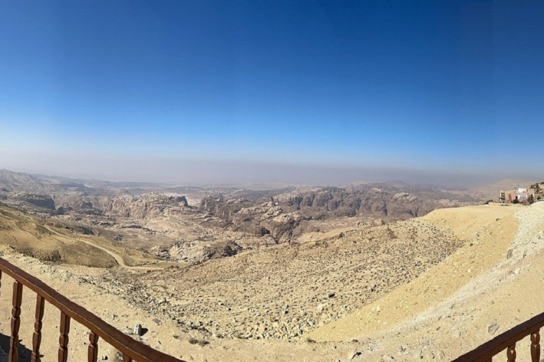 Amman - Petra - Wadi Rum et Mer Morte - Circuit de 3 joursAmman-Petra-Wadi Rum-Mer morte 3 jours Minivan 7 pax