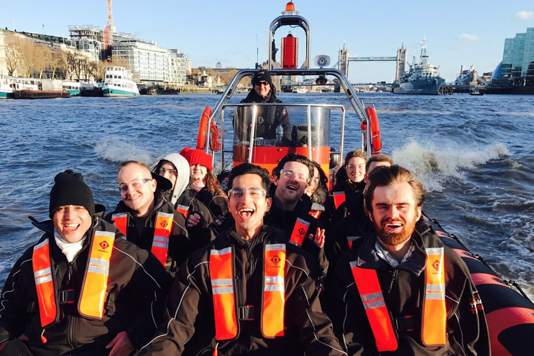 London: Private Speedboat Hire through the Heart of The City