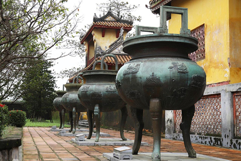 Visita de un día a la ciudad de Hue en grupo privado o reducido con Todo IncluidoTour de la ciudad de Hue en grupo reducido con Todo Incluido