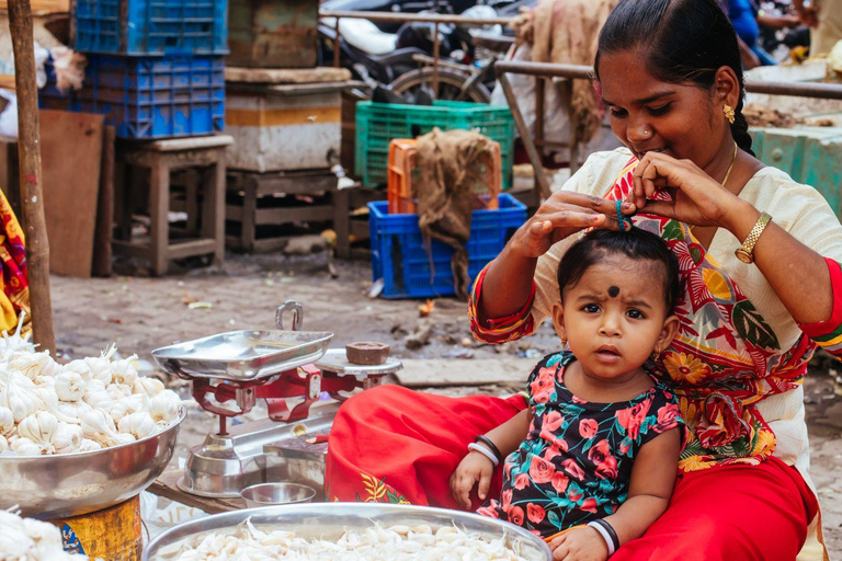 Bombay: Viaje en tren local y visita de un día a lo más destacado de la ciudad