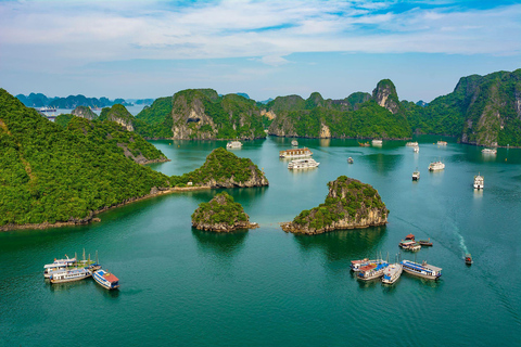 Bahía de Ha Long 2 días 1 noche en Crucero de 3 estrellas desde Ninh Binh