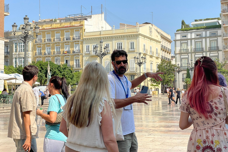 Valencia Old Town: Guided Tour in German with an Official Guide (Small Group) Valencia Old Town: Small Group City Tour in German