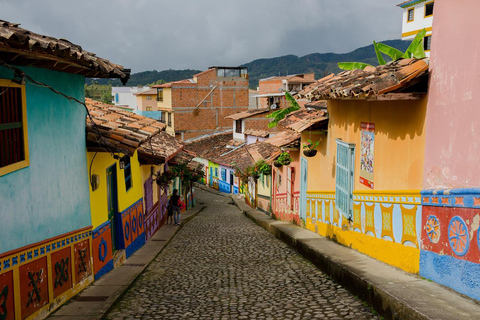 From Medellín: Guatapé and San Rafael 2-Day Adventure