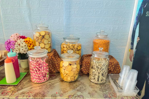 Phuket: Phi Phi Islands and Maya Bay Day Trip with Lunch