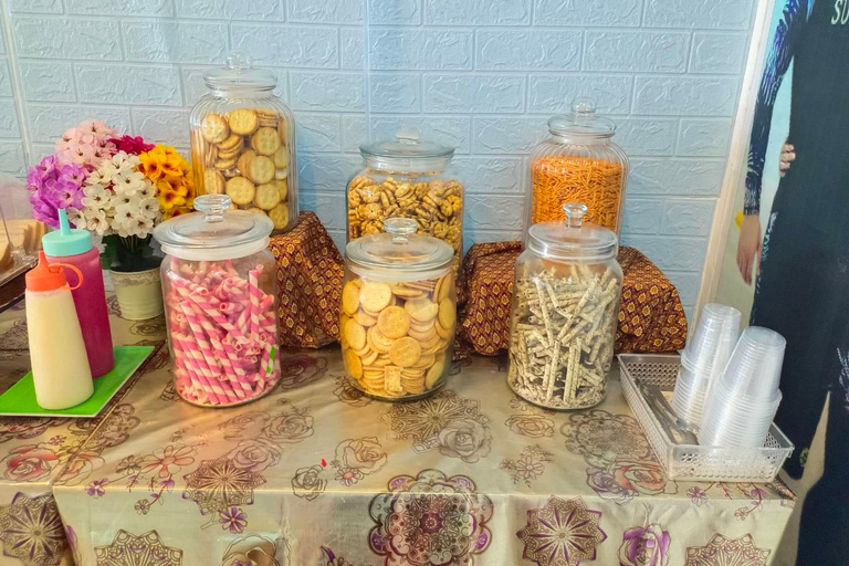 Phuket: Phi Phi Islands and Maya Bay Day Trip with Lunch