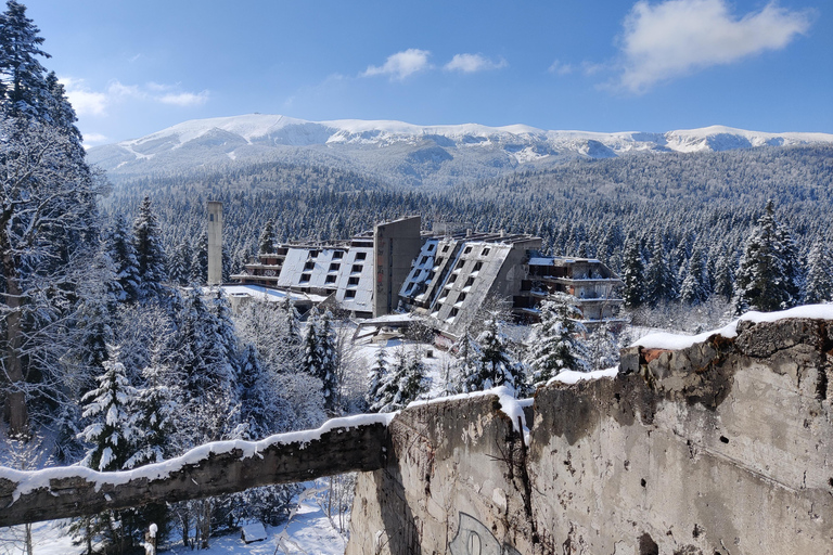 Abandoned buildings of Sarajevo - Half day tour
