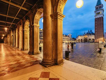 Geister von Venedig: Malibran Theater, San Giovanni e Paolo
