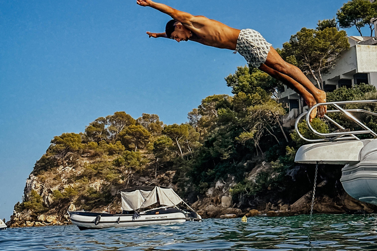 Palma Mallorca : Excursion en bateau privé avec jouets aquatiques