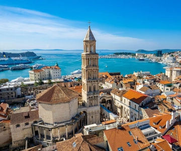 Split: 1.5-Hour Walking Tour and Diocletian's Palace