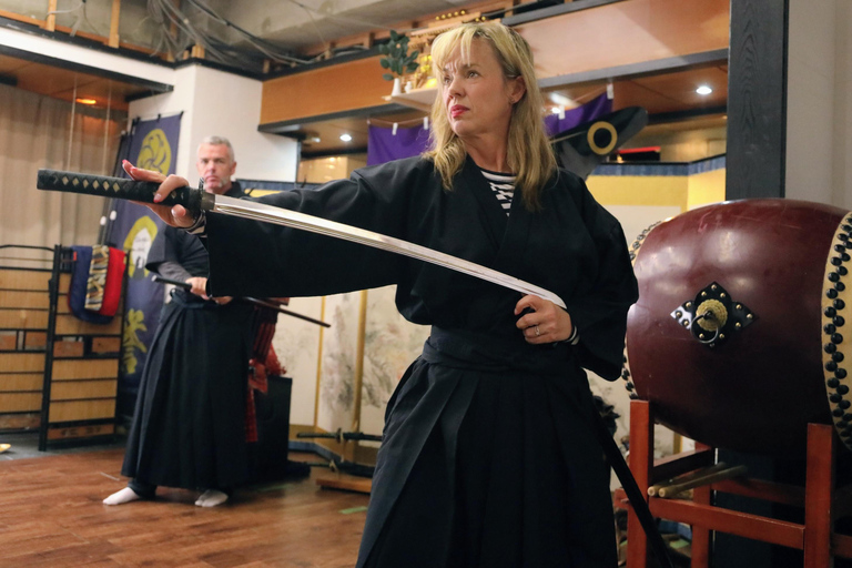 Osaka: Learn Bushido - Trial Slashing with Samurai Sword Trial slashing in Bushido with Samurai Sword real sharpnes