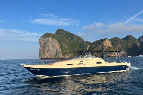 Phuket: Private Boat Charter to James Bond Island