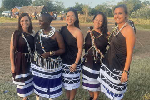 Von Sansibar: 3-tägige Selous-Safari, Bootstour &amp; Besuch bei den MaasaiAll-Inclusive: 3-Tages-Safari, Bootsfahrt und Busch-Wanderung