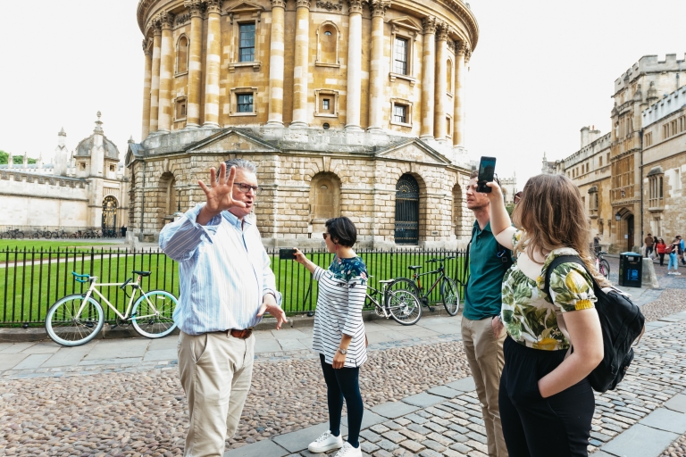 Oxford: University and City Walking Tour Group Tour in English