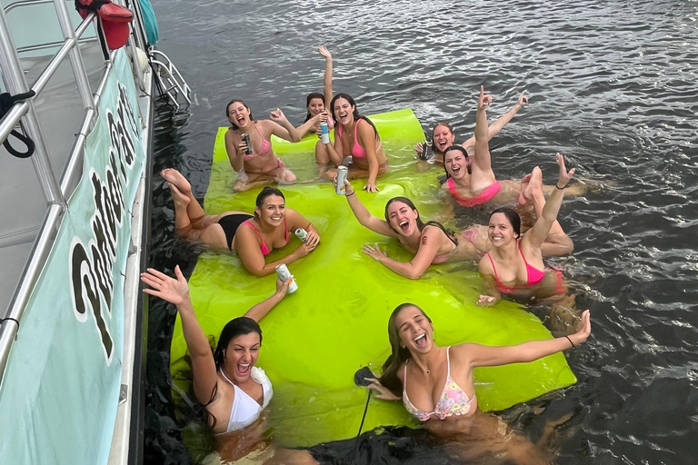 4 Hour Fort Lauderdale: Waterway and Sandbar Cruise Fort Lauderdale: Waterway and Sandbar Cruise